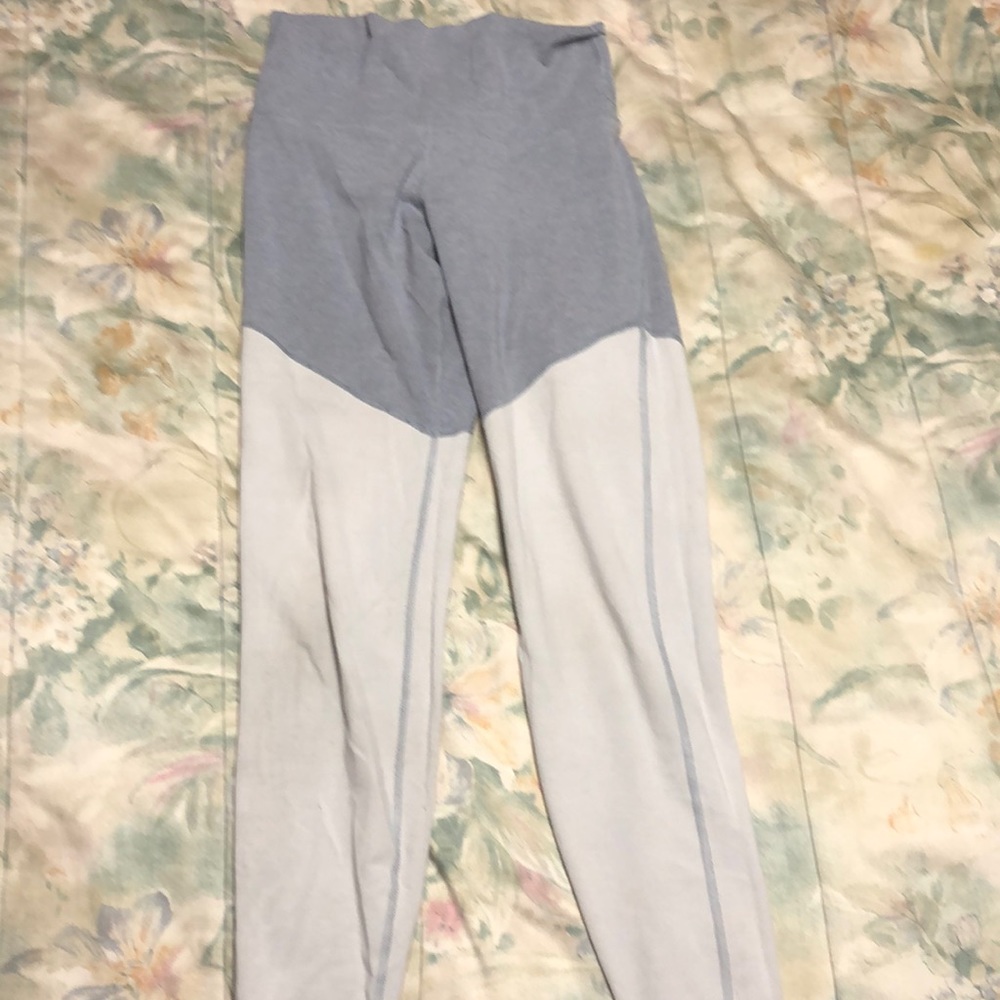 Grey leggings